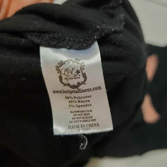 Lost Petal Linens Womens Blouse Black Sleeveless Scoop Neck Stretch Applique M - Picture 8 of 8
